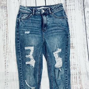 Size 1 Distressed skinny jeans